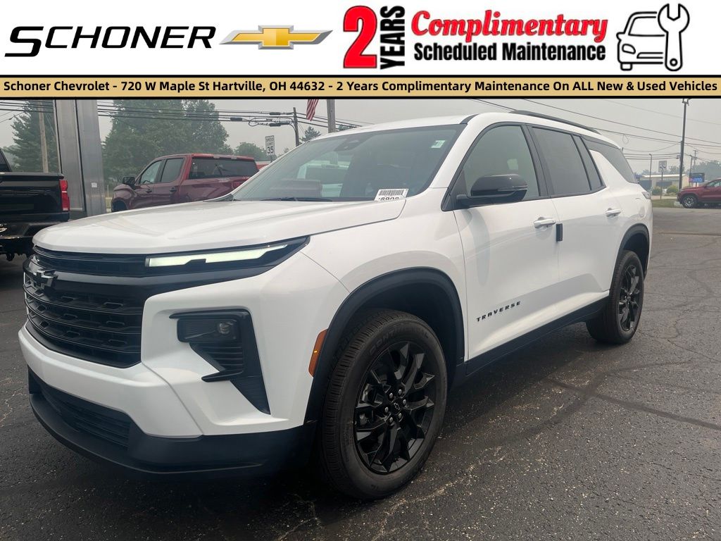 Summit White 2026 Chevrolet Traverse SUV / Crossover Four-Wheel Drive 8-Speed Automatic
