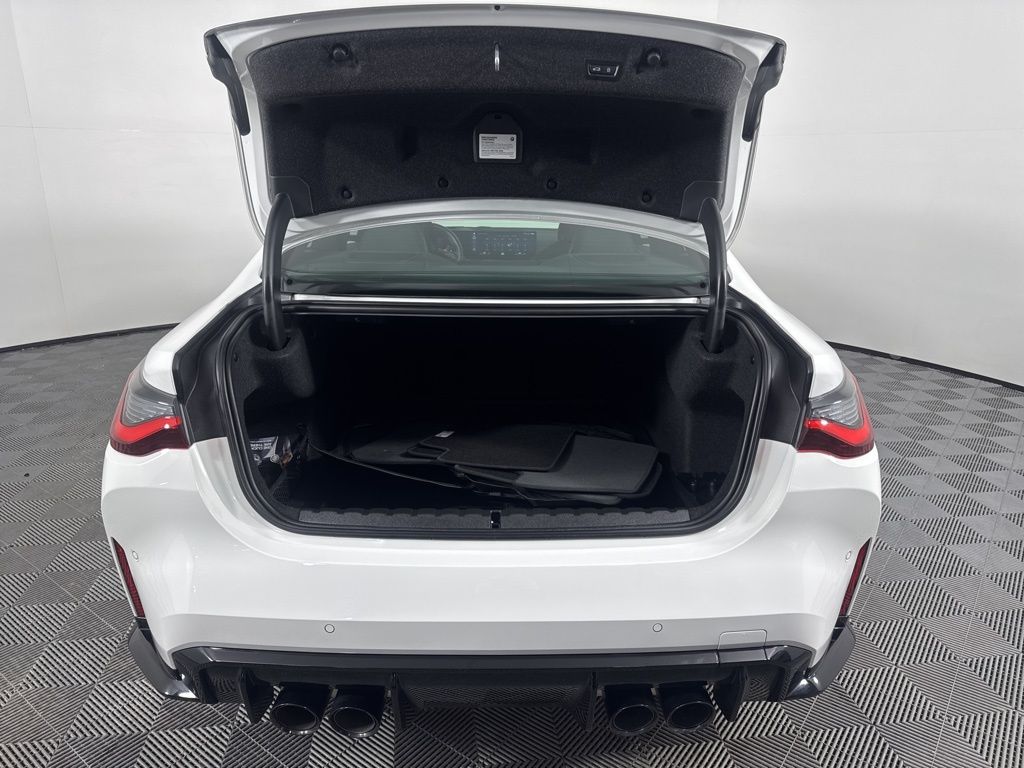 Thumbnail: 2024 BMW M4 - 9