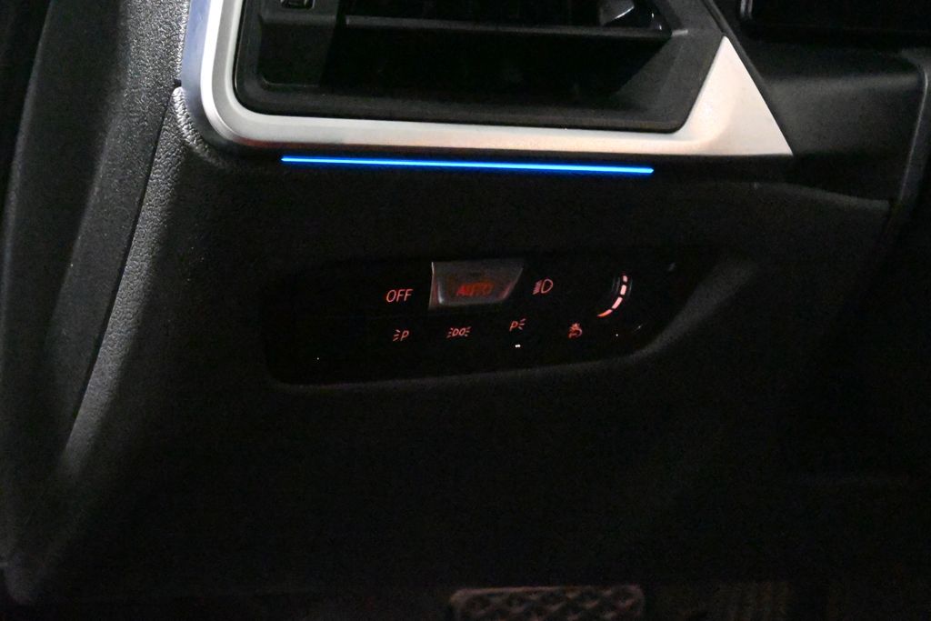 Thumbnail: 2023 BMW 3 Series - 27