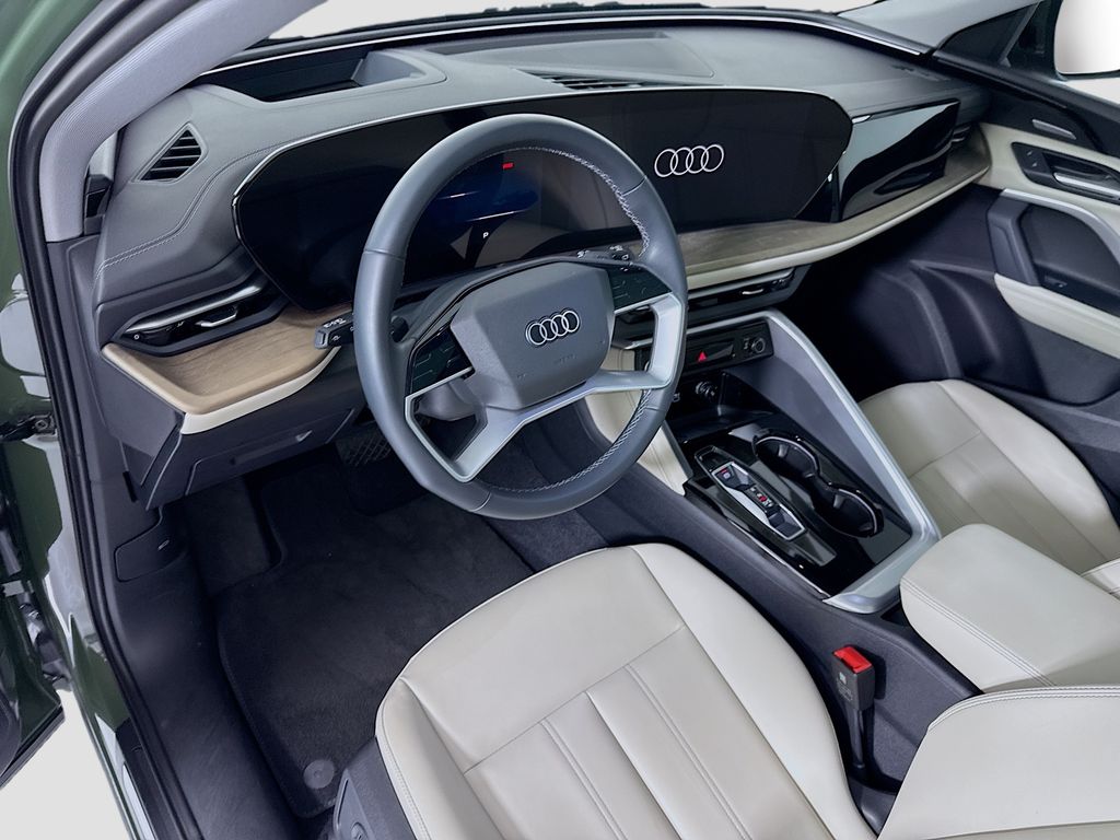 Thumbnail: 2025 Audi Q5 - 9