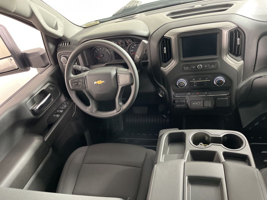2025 Chevrolet Silverado 2500 Work Truck 5