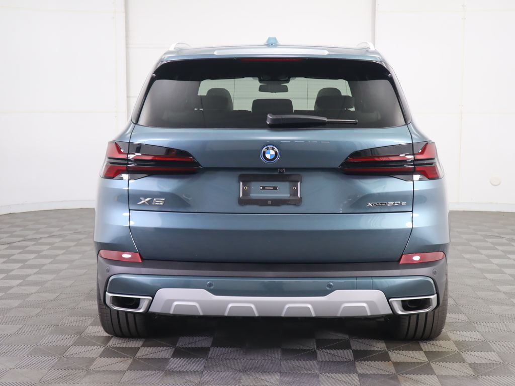 Thumbnail: 2026 BMW X5 - 6