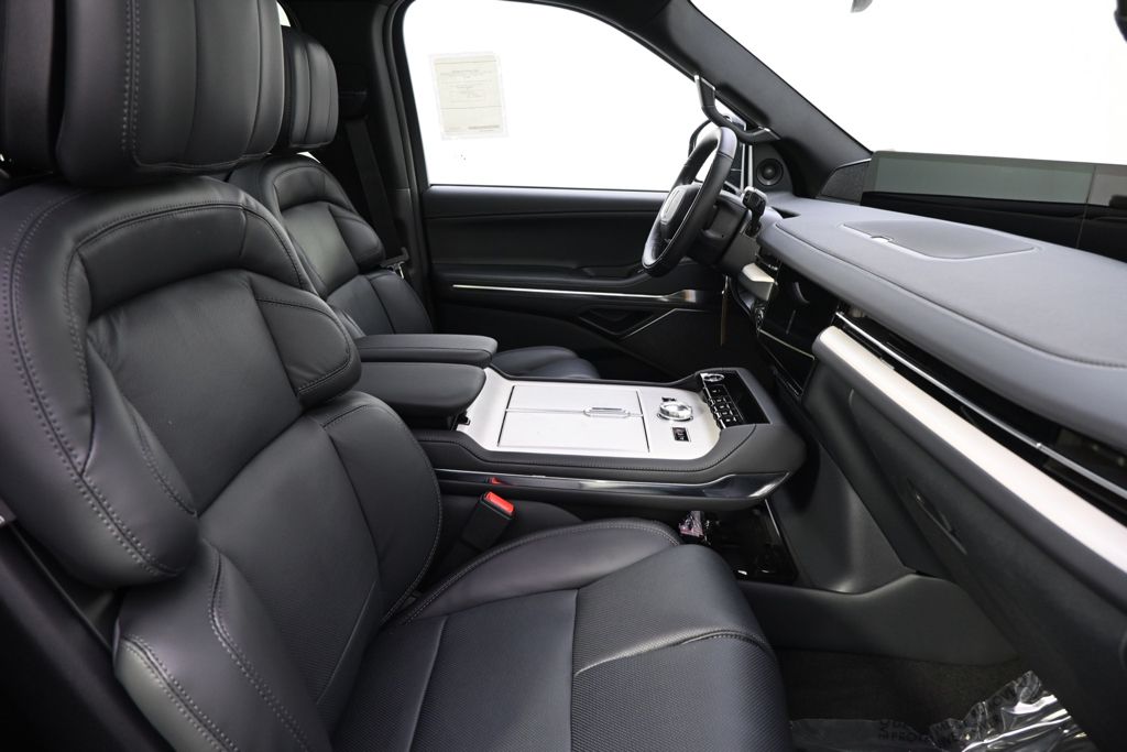 New 2026 Black Lincoln Reserve image 16