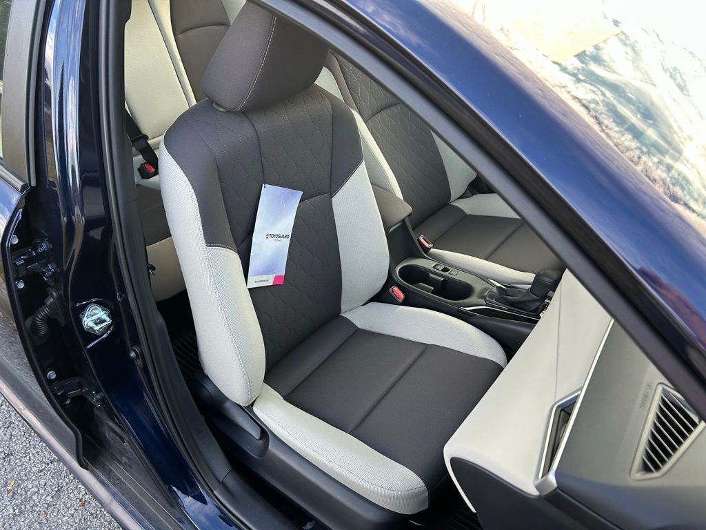 Thumbnail: 2025 Toyota Corolla - 15