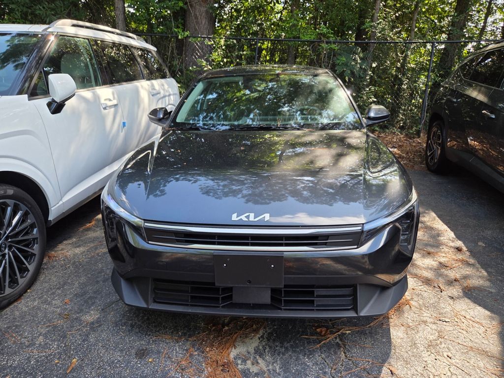 Used 2025 Gray Kia LXS image 2