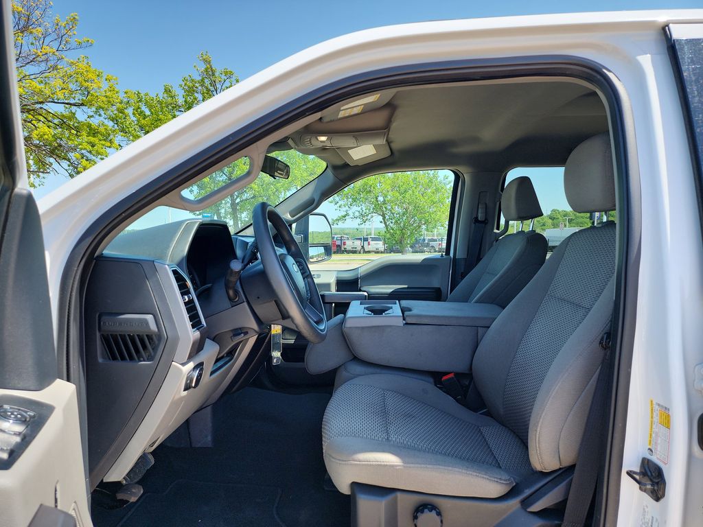 2022 Ford F-250SD XLT photo