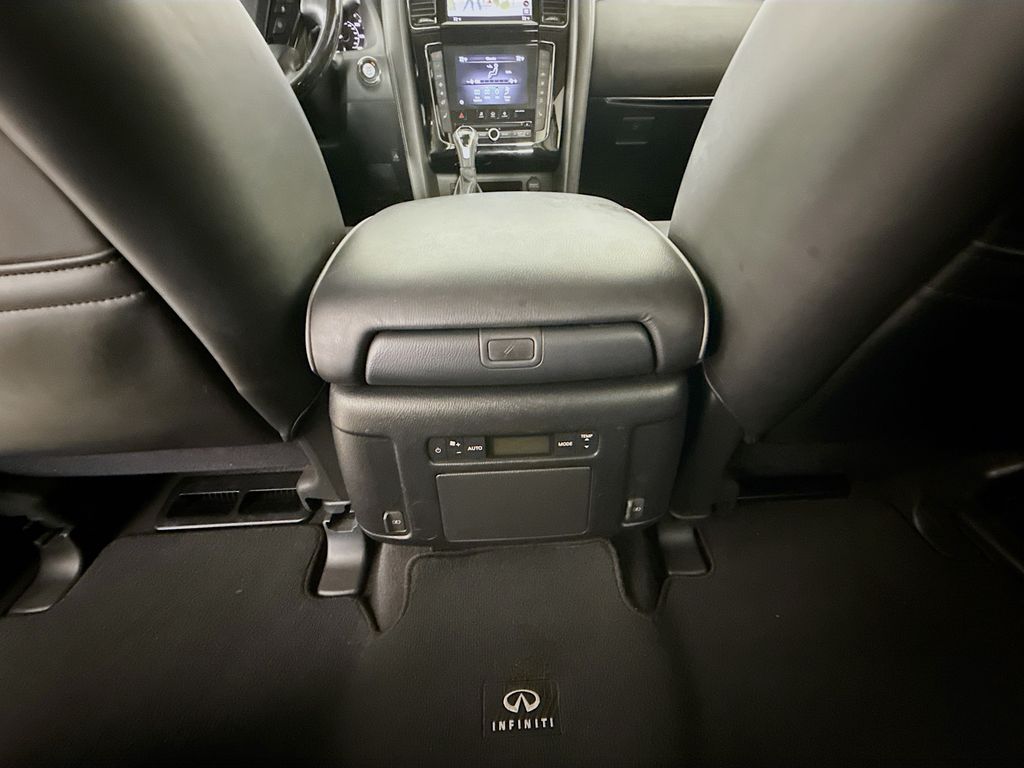 Thumbnail: 2021 INFINITI QX80 - 26