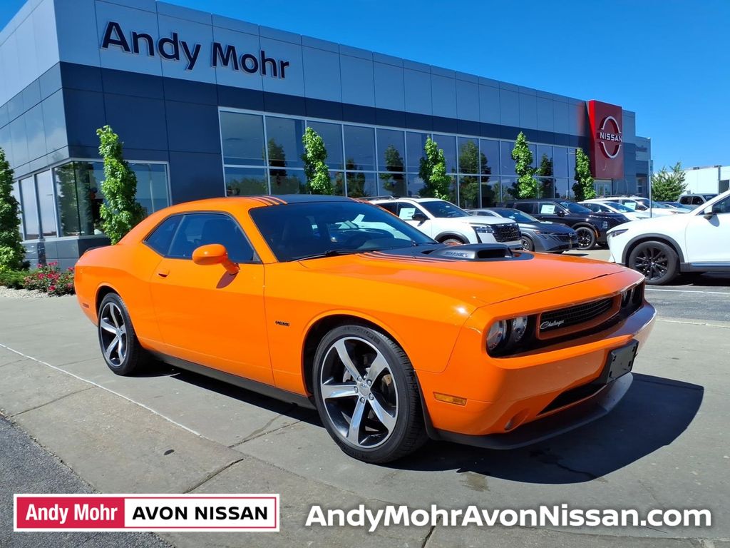 2014 Dodge Challenger R/T Shaker RWD