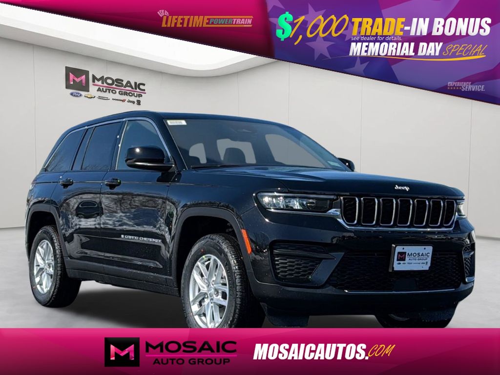 New 2026 Jeep Grand Cherokee Laredo SUVs