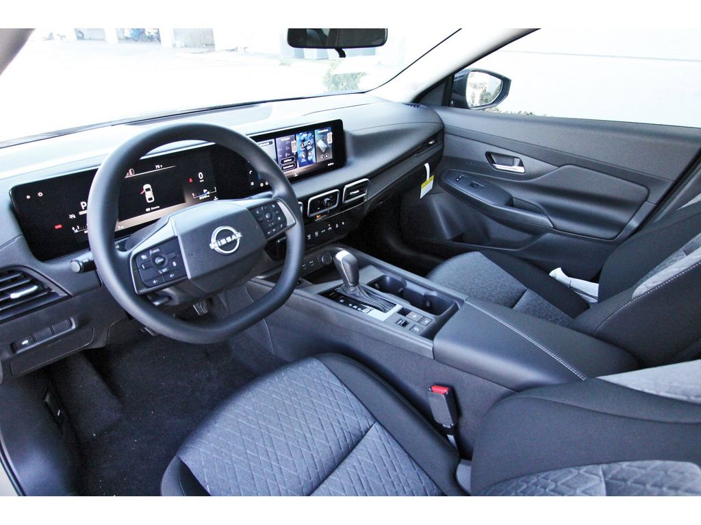 2026 Nissan Sentra SV - 11