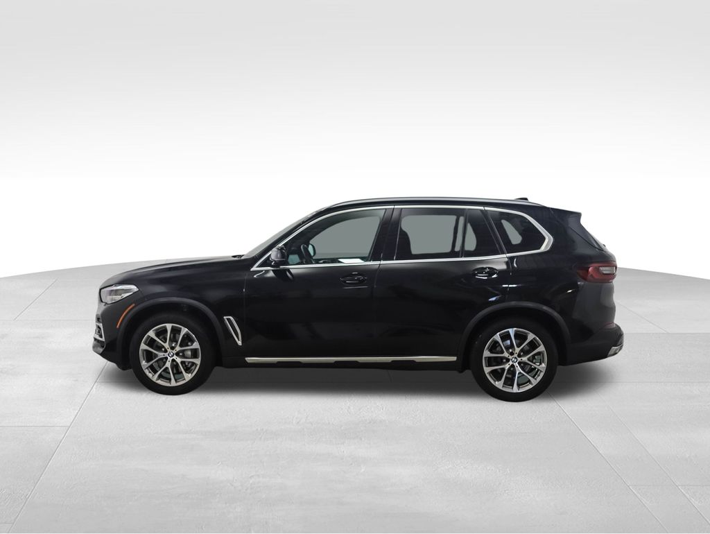 Thumbnail: 2022 BMW X5 - 2