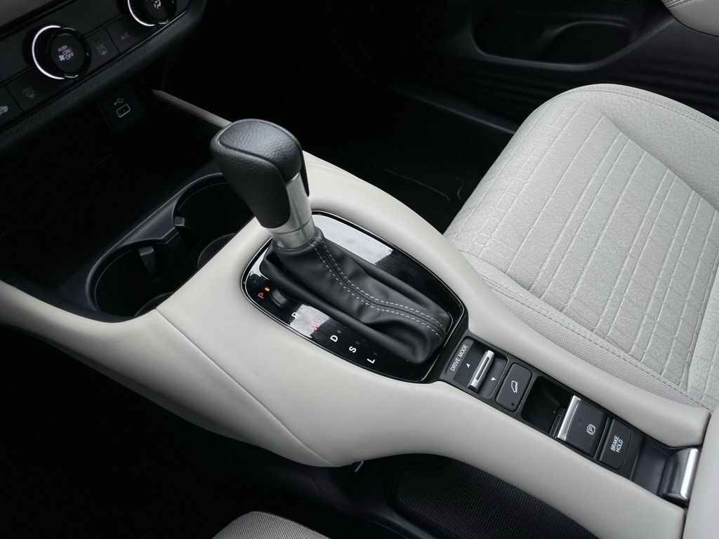 Thumbnail: 2025 Honda HR-V - 19