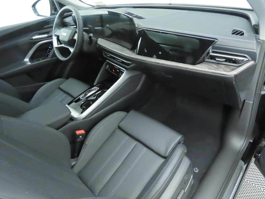 2025 Audi Q5 Premium 19