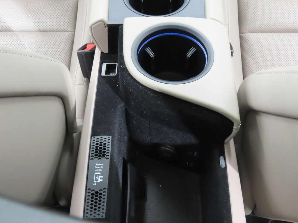 Thumbnail: 2023 Porsche Taycan - 29