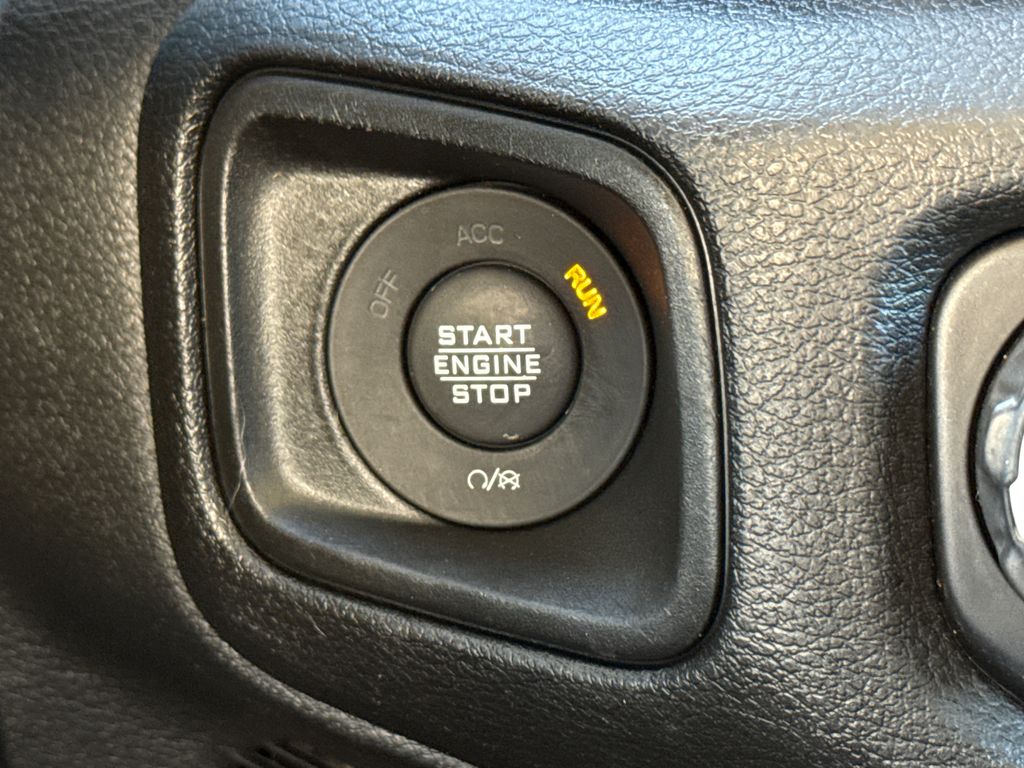 Used 2024 Jeep Gladiator Truck