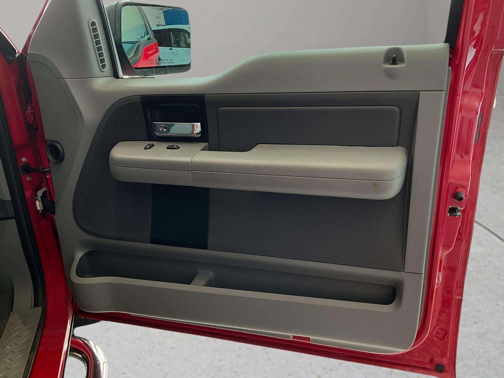 Used 2008 Red Ford XL image 21