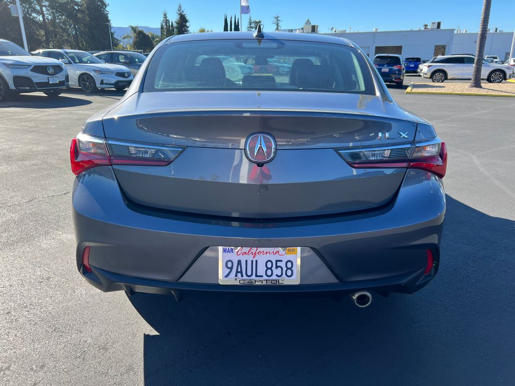 2022 Acura ILX  9