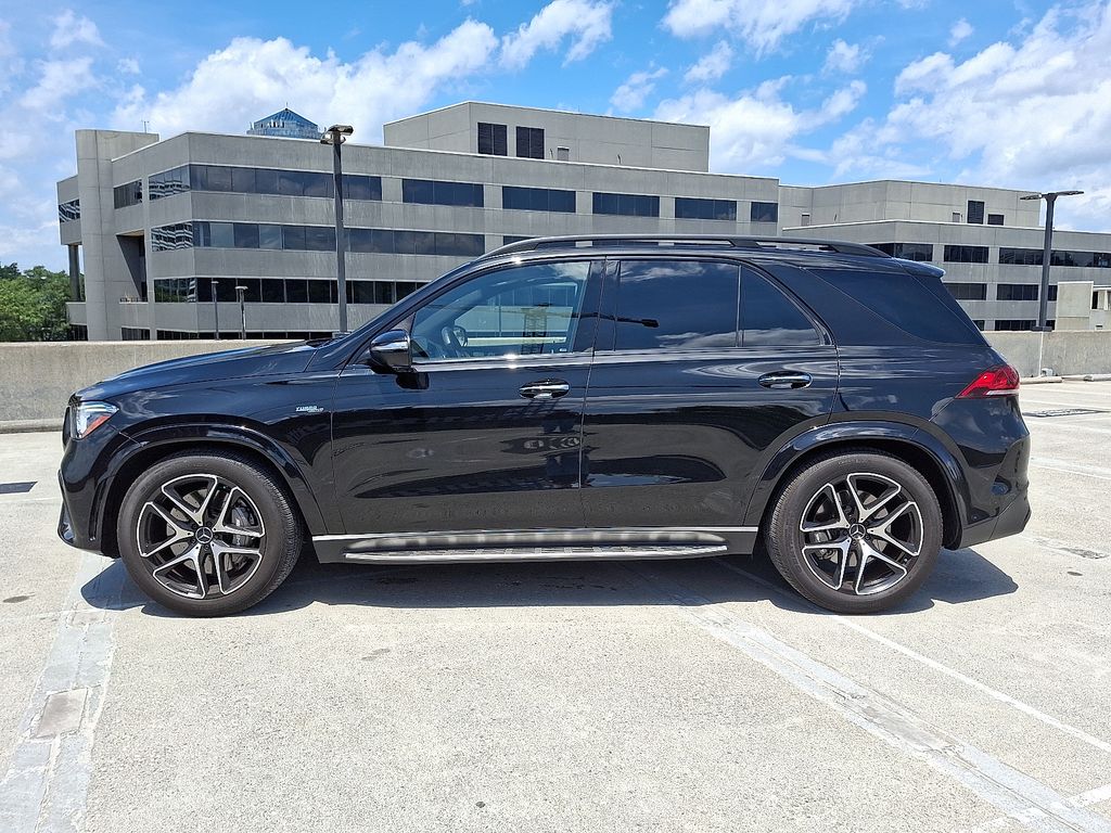 Thumbnail: 2023 Mercedes-Benz GLE - 2