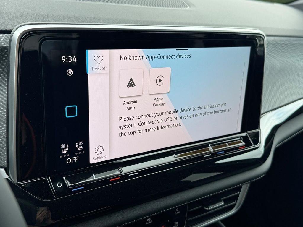 New 2026 Pure Gray Volkswagen 2.0T SEL Premium R-Line image 21
