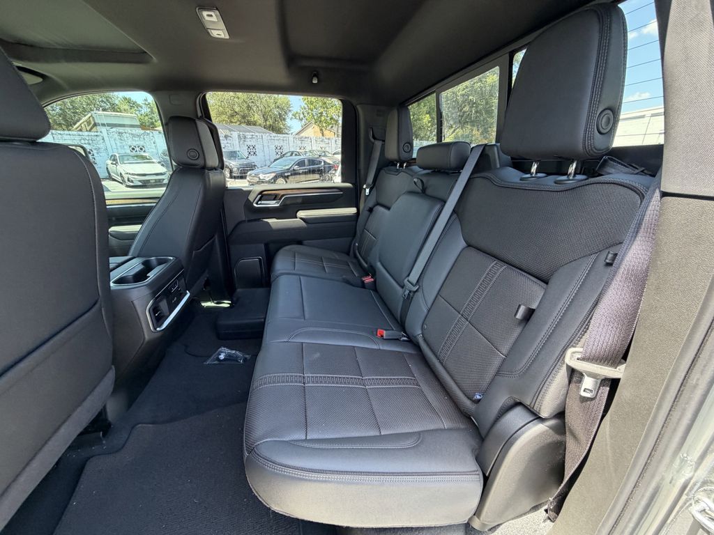used 2025 Chevrolet Silverado 2500HD car, priced at $72,492