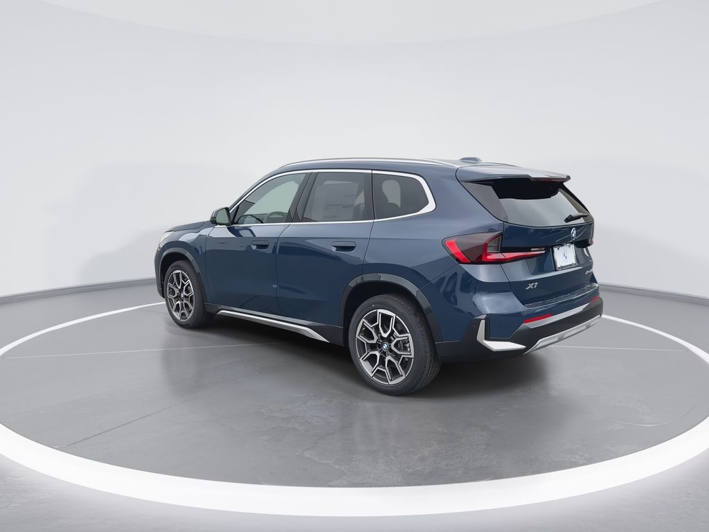 Thumbnail: 2026 BMW X1 - 6