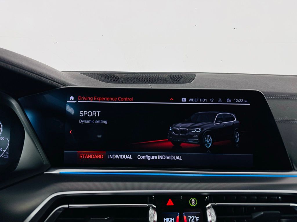 Thumbnail: 2021 BMW X5 - 18