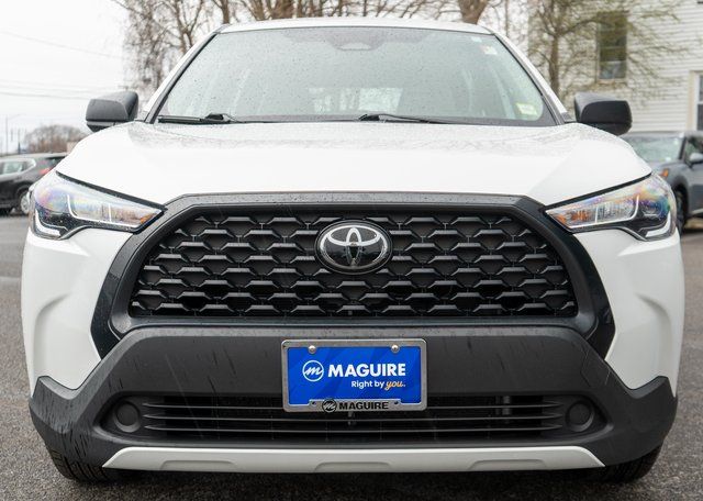 2023 Toyota Corolla Cross L - 2