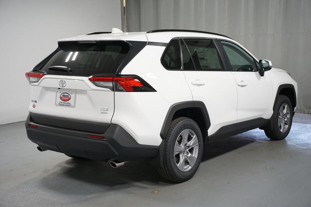 Thumbnail: 2025 Toyota RAV4 - 8