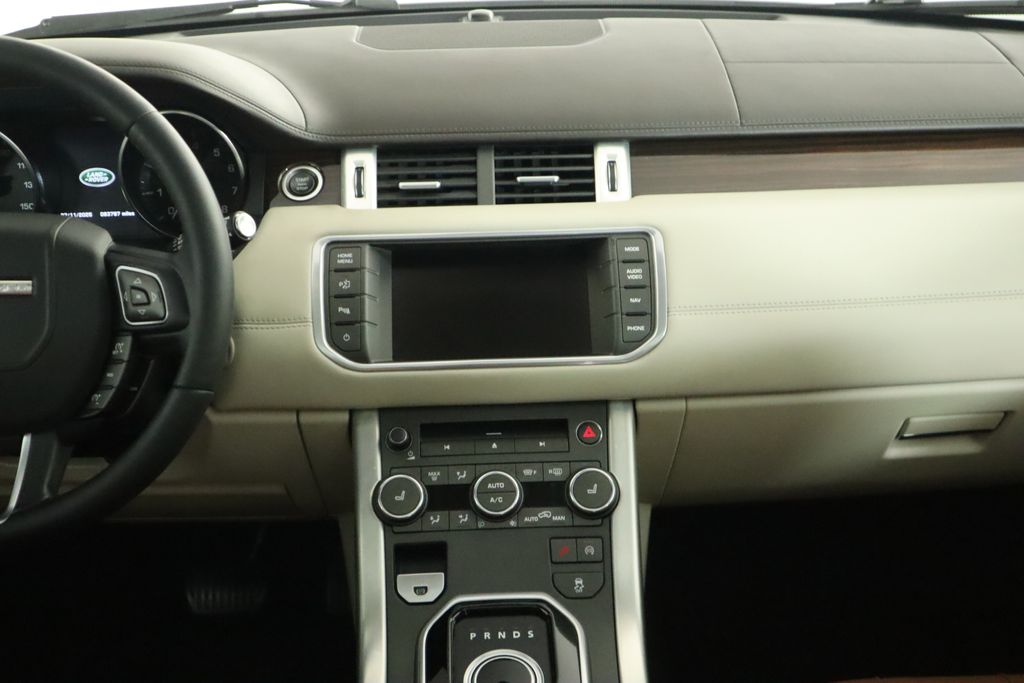 2014 Land Rover Range Rover Evoque Prestige 14