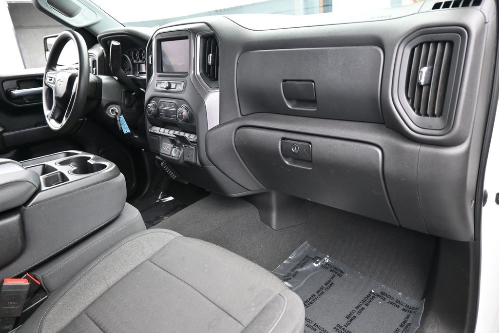 Used 2022 Summit White Chevrolet Custom image 44