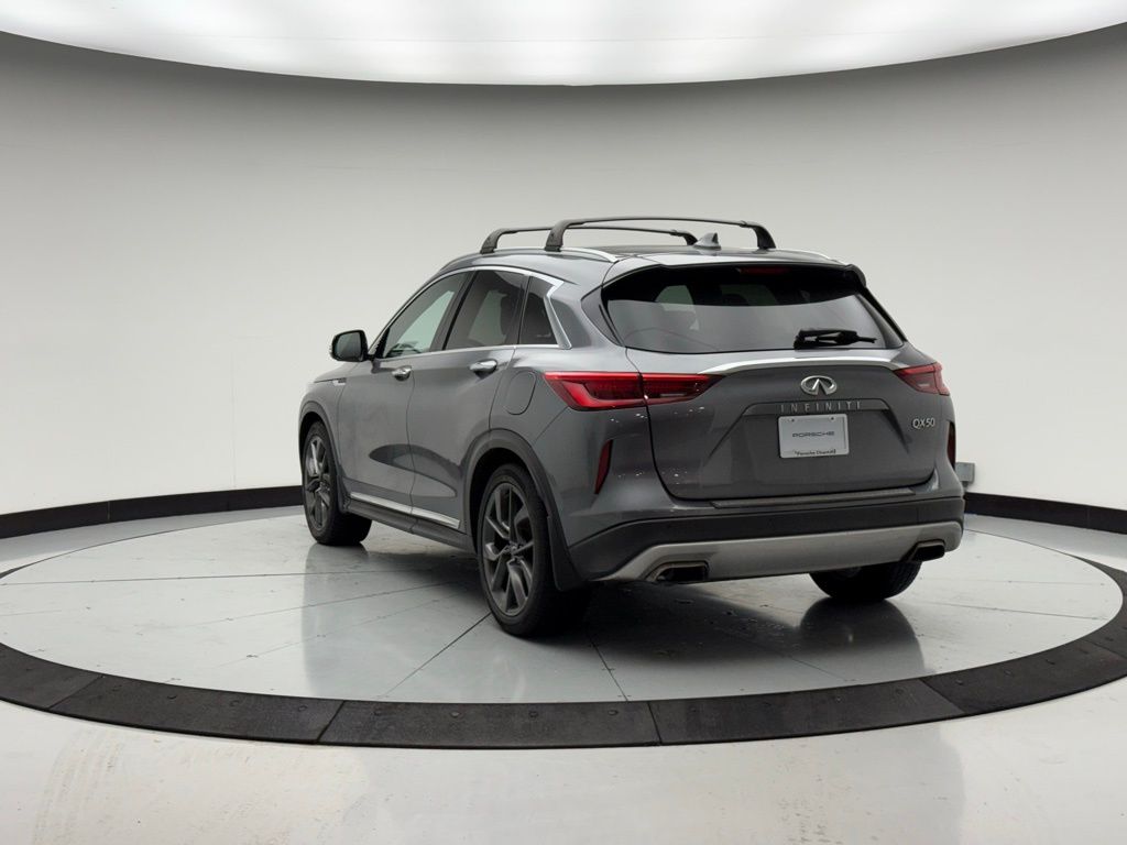 Thumbnail: 2019 INFINITI QX50 - 3