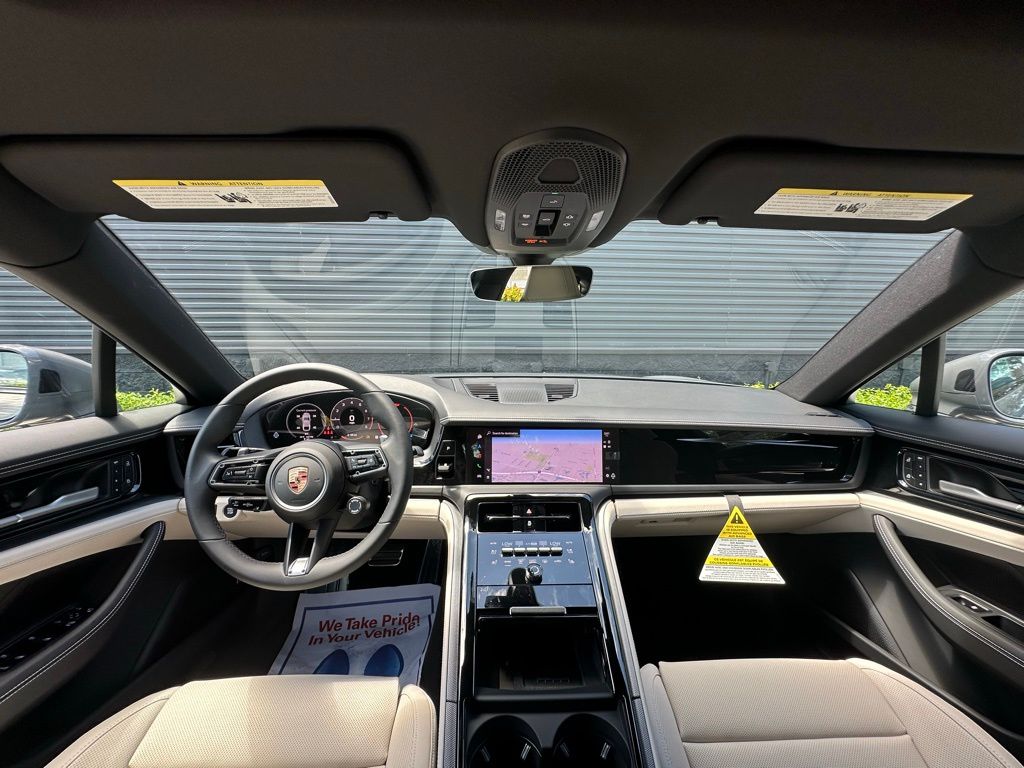 Thumbnail: 2025 Porsche Panamera - 31