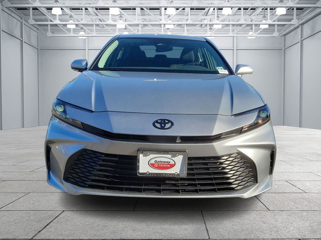 2025 Toyota Camry LE 2