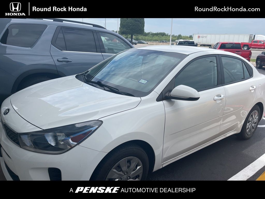 Thumbnail: 2020 Kia Rio - 1