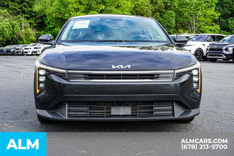 Used 2025 Gray Kia LXS image 10