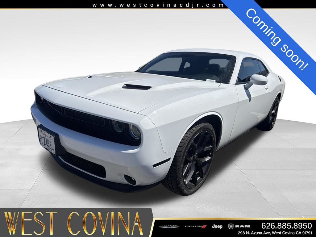 White 2022 Dodge Challenger Coupe Rear-Wheel Drive 8-Speed Automatic