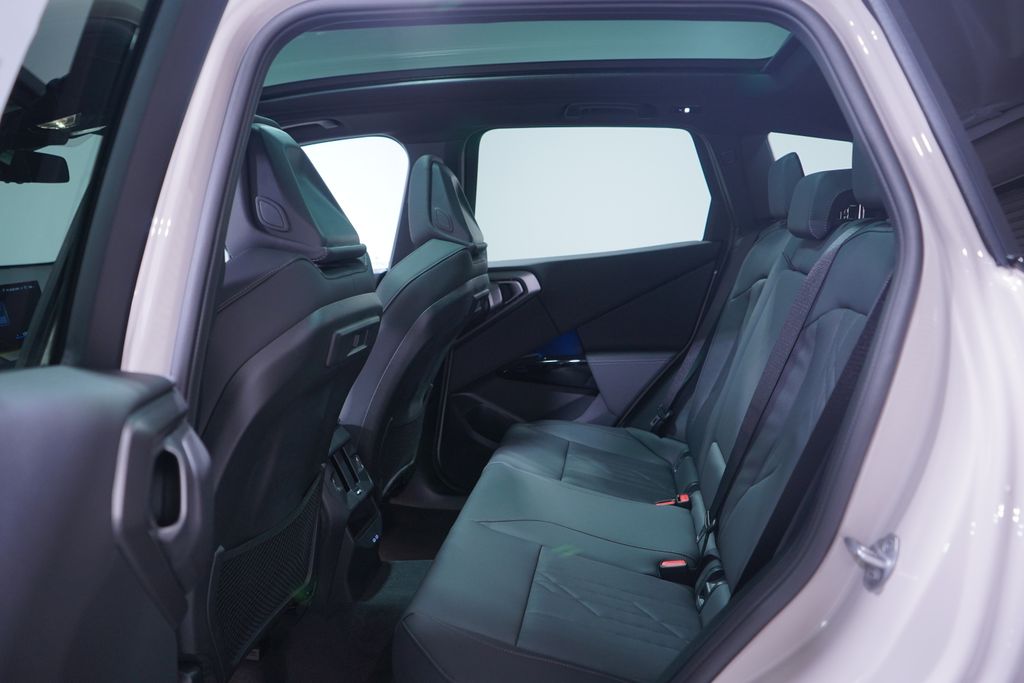 Thumbnail: 2026 BMW X3 - 9