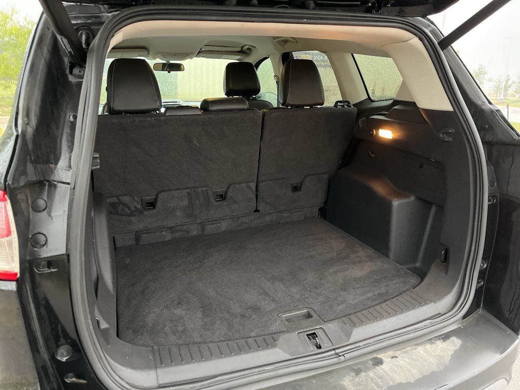 2016 Ford Escape SE 10