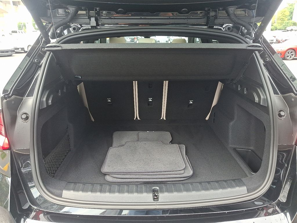 Thumbnail: 2024 BMW X1 - 29