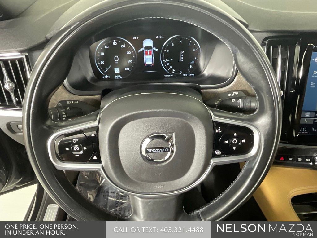 Used 2018 Black Volvo T6 AWD image 43