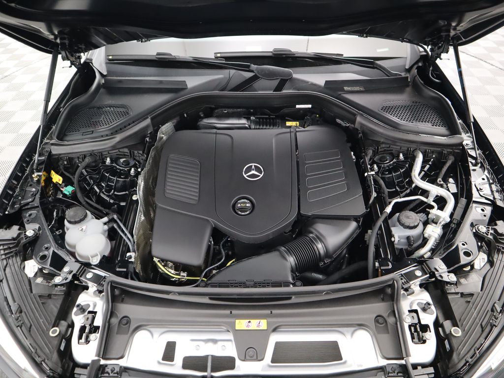 2025 Mercedes-Benz GLC 350 31