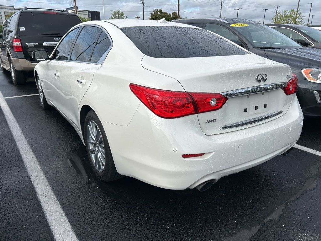2016 INFINITI Q50 Premium 2