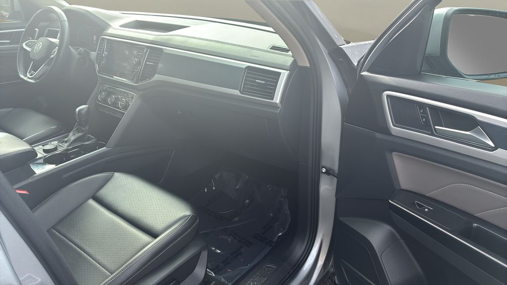 used 2021 Volkswagen Atlas car, priced at $27,400