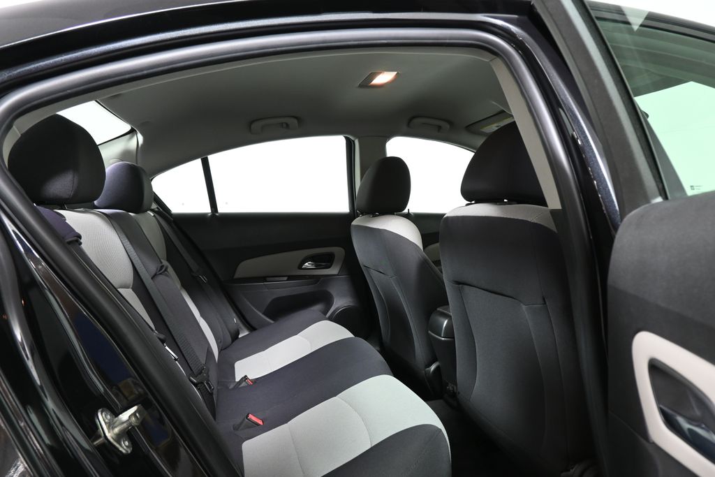 Thumbnail: 2014 Chevrolet Cruze - 22