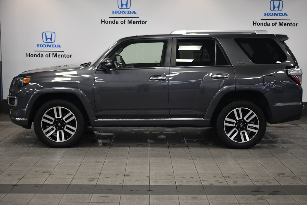 Thumbnail: 2019 Toyota 4Runner - 2