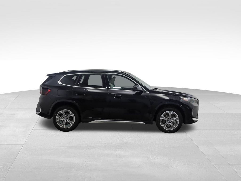 Thumbnail: 2025 BMW X1 - 6