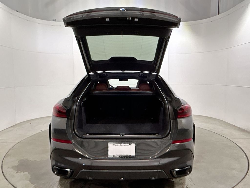 Thumbnail: 2026 BMW X6 - 22