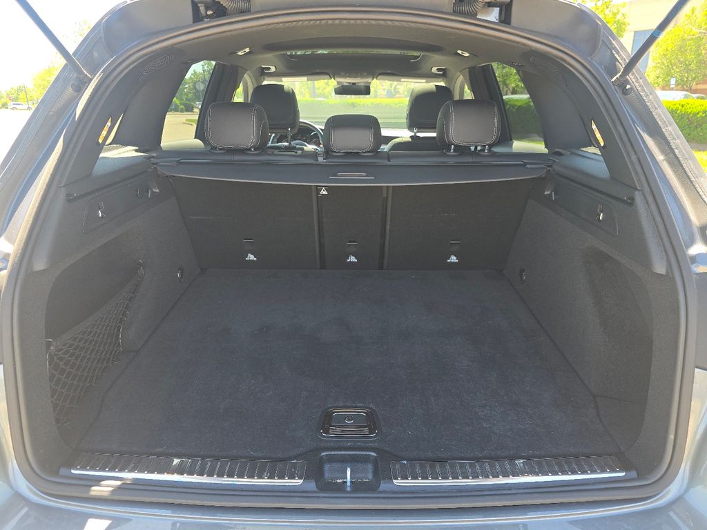 Certified Used 2022 Gray Mercedes-Benz GLC 300 image 20