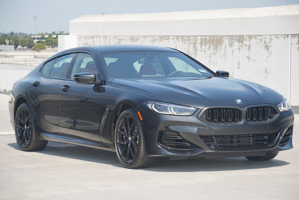 Thumbnail: 2026 BMW 8 Series - 3