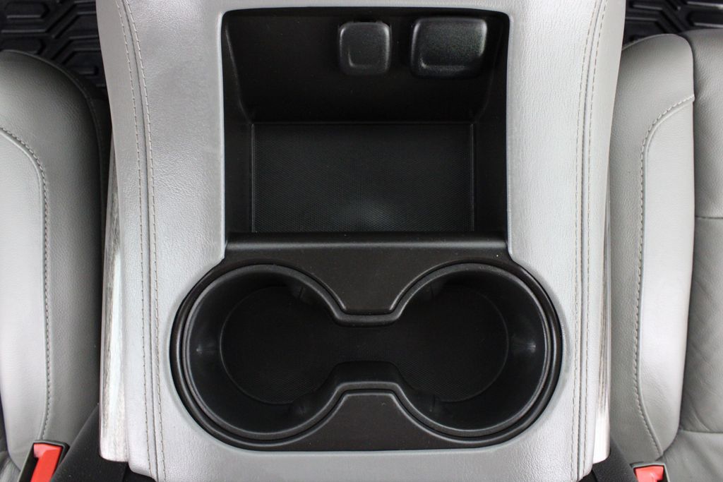 Used 2015 Chevrolet Suburban for sale in 